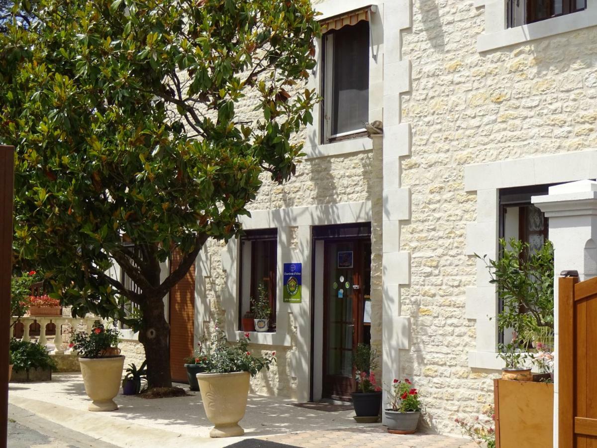 Hotel Aux Orangers Luxé Exterior foto